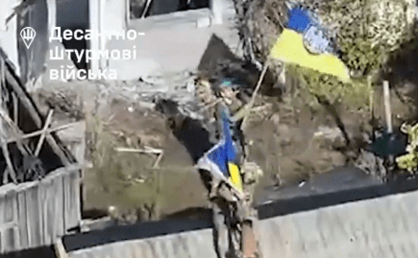 Українські десантники звільнили село Сухецьке на Покровському напрямку (ВІДЕО)