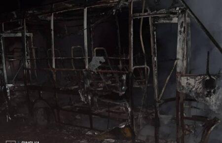 Російський дрон поцілив у мікроавтобус на Сумщині: є поранені