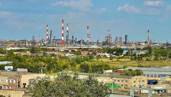 Дрони СБУ атакували НПЗ в Орську за 1400 кілометрів від українського кордону