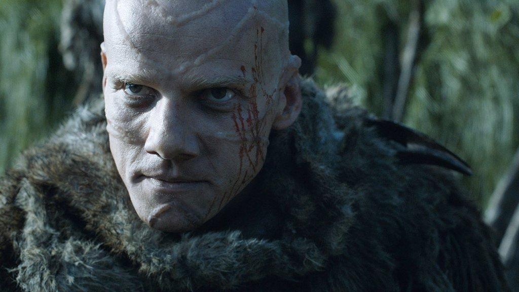 З українських стримінгових платформ видалили кілька серіалів через російського актора Колокольнікова