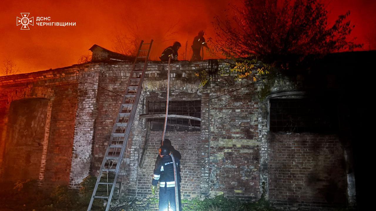 Залізницю після обстрілів не можуть відновити через постійну повітряну тривогу, — мер Ніжина про ситуацію в місті