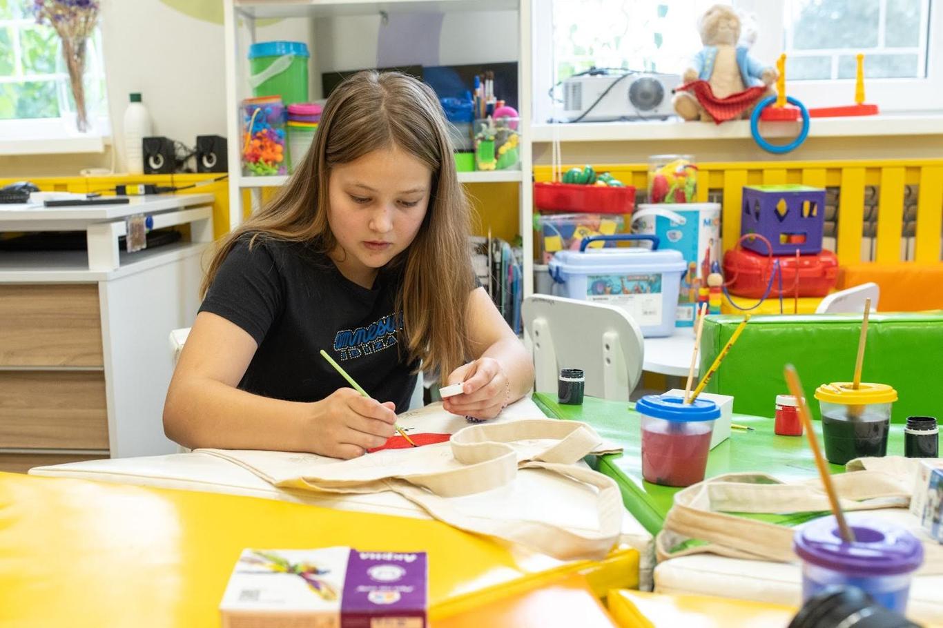 Побудувати позитивну життєву перспективу. Як Центри життєстійкості допомагають підліткам під час війни