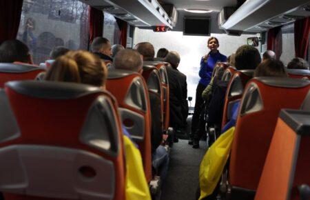 Коордштаб поділився світлинами повернення визволених з Білорусі українців (ФОТО)