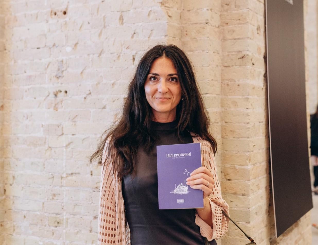 Вихрещення євреїв, одеський текст і «Білі кролики»: інтерв’ю з письменницею Сонею Капинус