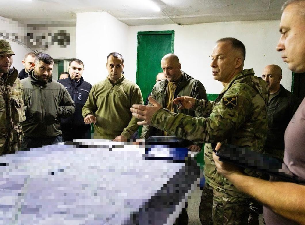 «Покровськ — тримаємо. Мирноград — тримаємо»: Сирський розповів про ситуацію на фронті