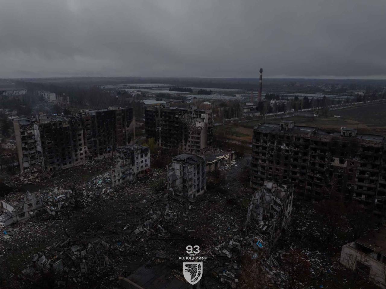 Як виглядає зруйнована російськими обстрілами Костянтинівка: військові показали фото