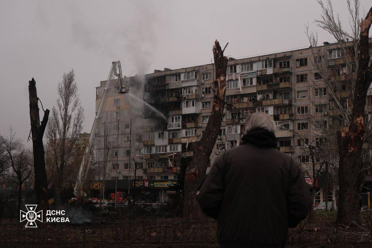 Повернули світло понад 360 тисячам родин у Києві після знеструмлення внаслідок обстрілу — ДТЕК