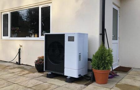 Як забезпечити стабільне опалення за відсутності газу та світла