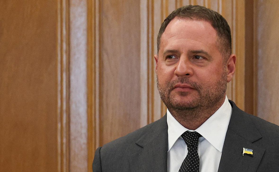 Зеленський звільнив Андрія Єрмака