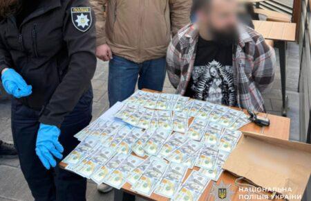 Підполковника Міноборони затримали за переправлення за кордон військовозобов’язаних