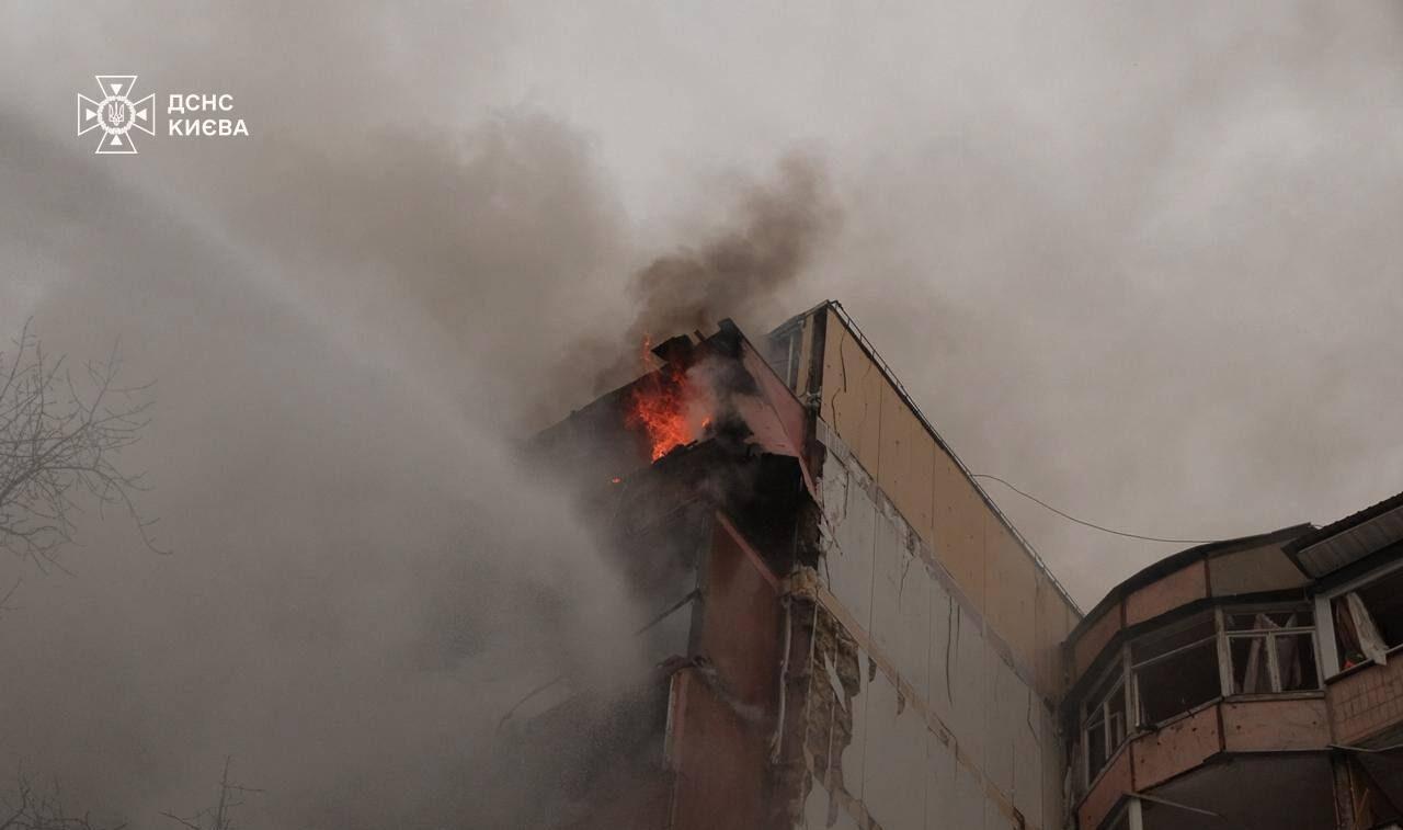 Атака РФ: У Києві відомо про одного загиблого, зросла кількість постраждалих