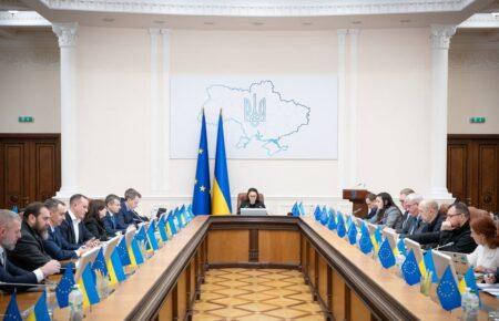 Уряд встановив розмір щомісячних виплат для воїнів, нагороджених Хрестом бойових заслуг