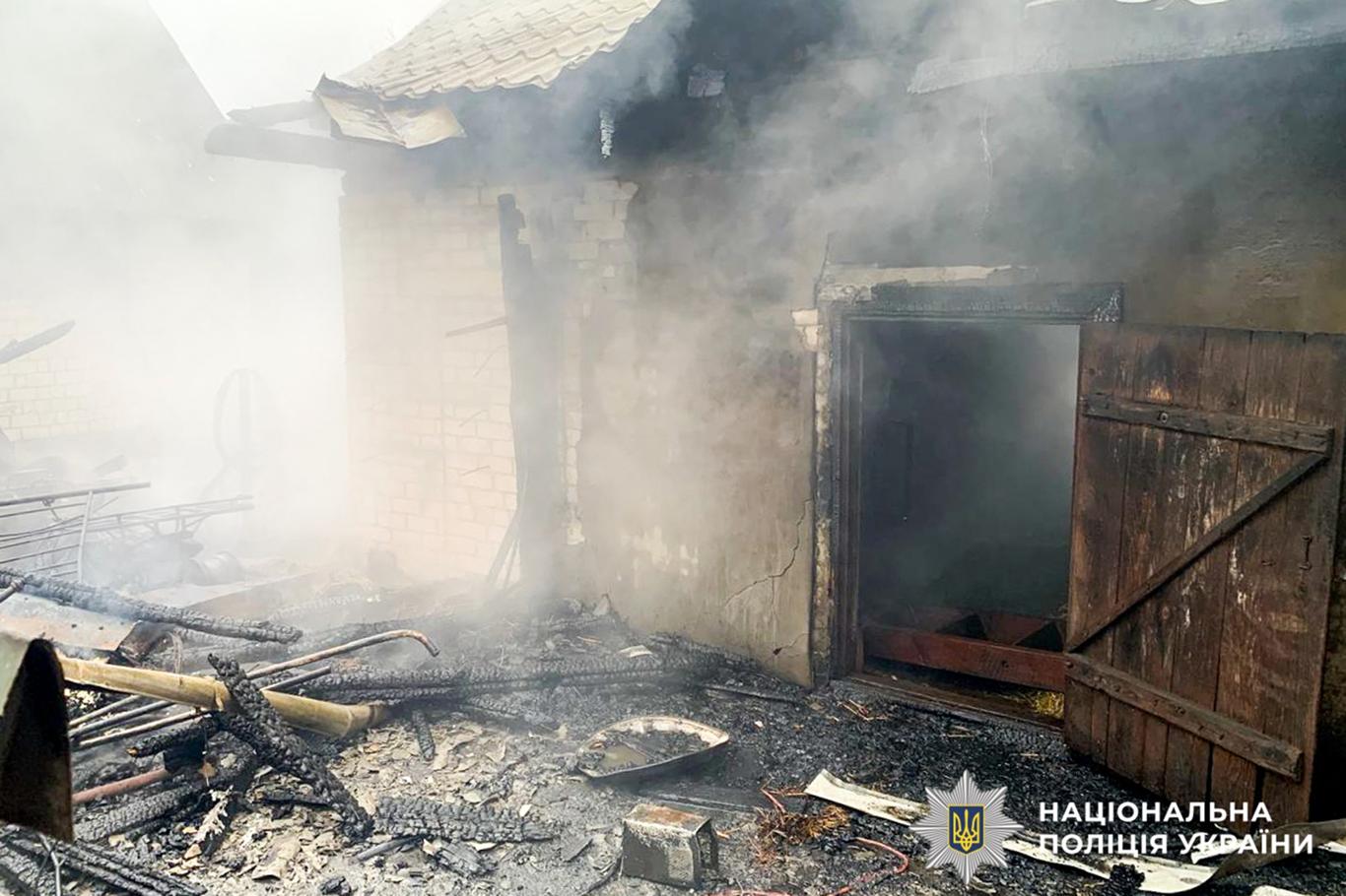 Батько з сином загинули на Рівненщині від вибуху бочки з дизельним пальним