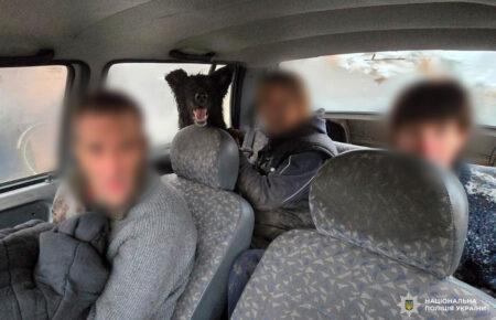 У Куп’янську батько ховав сина від евакуації, допоки їхній будинок не згорів