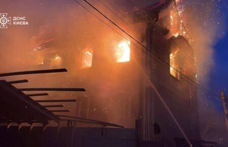 Енергетики не можуть запровадити графіки знеструмлень для лівого берега Києва, там третій день діють екстрені відключення