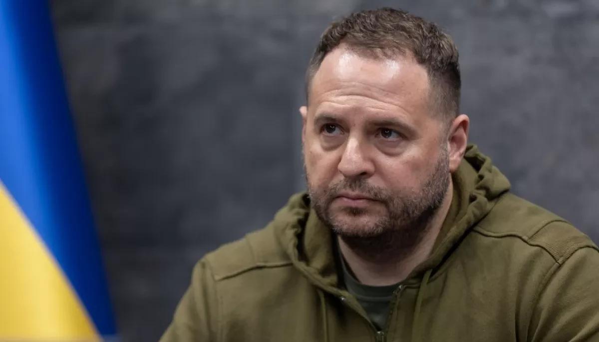 Звільнення Єрмака підтверджує, політична система не піде проти суспільства, — Саакян