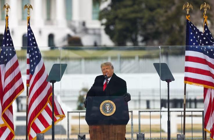 Трамп вимагає від BBC $10 мільярдів за монтаж його промови