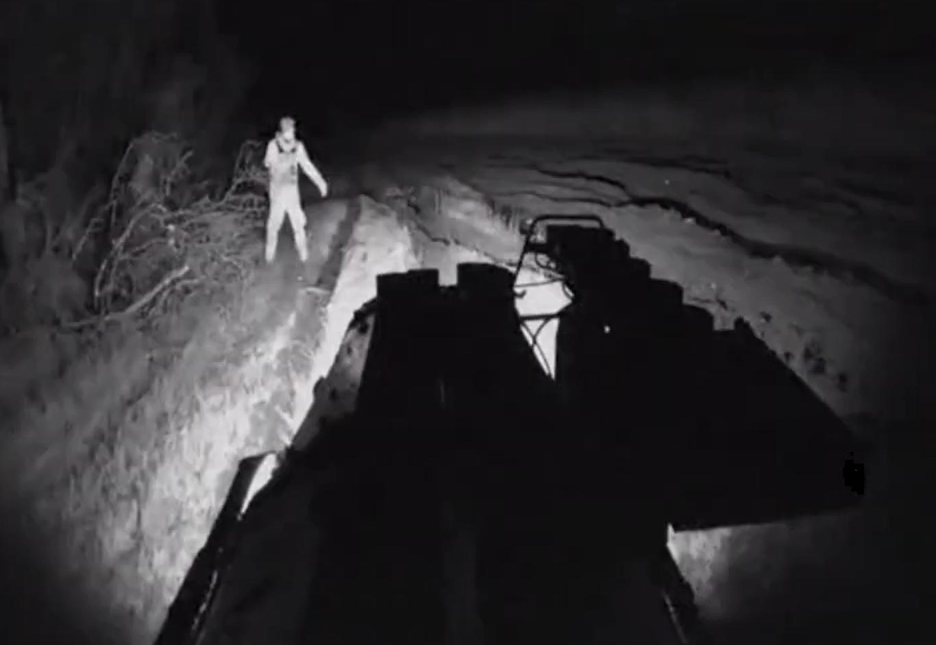 Броньована капсула НРК врятувала пораненого військового під час евакуації на передовій (ВІДЕО)