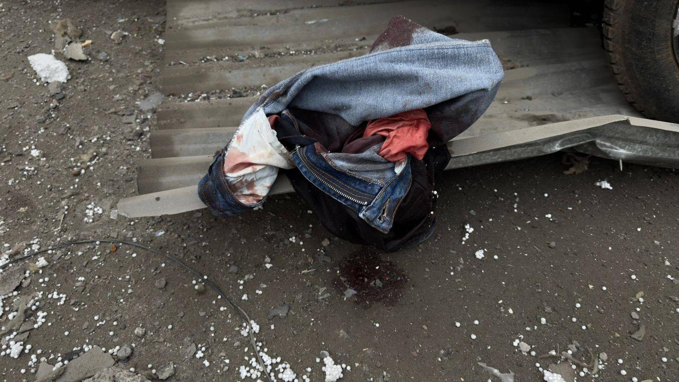 Росіяни ракетним ударом по Дніпру пошкодили склад гуманітарної місії «Проліска»