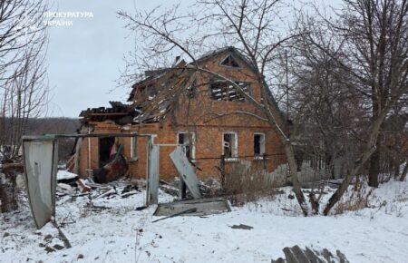 Війська РФ вдарили по приватному сектору Словʼянська: 1 загиблий та 4 постраждалих