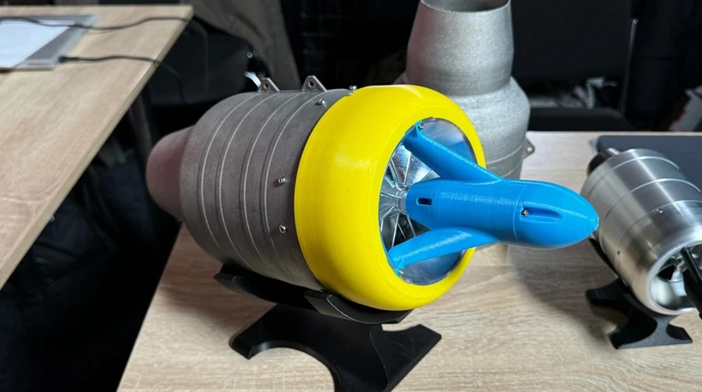 В Україні почали виробляти турбореактивні двигуни для дронів, ракет і авіабомб (ФОТО)