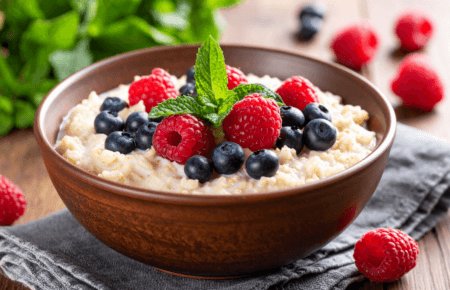 Часто кушаете овсянку? Вот как это влияет на ваш организм