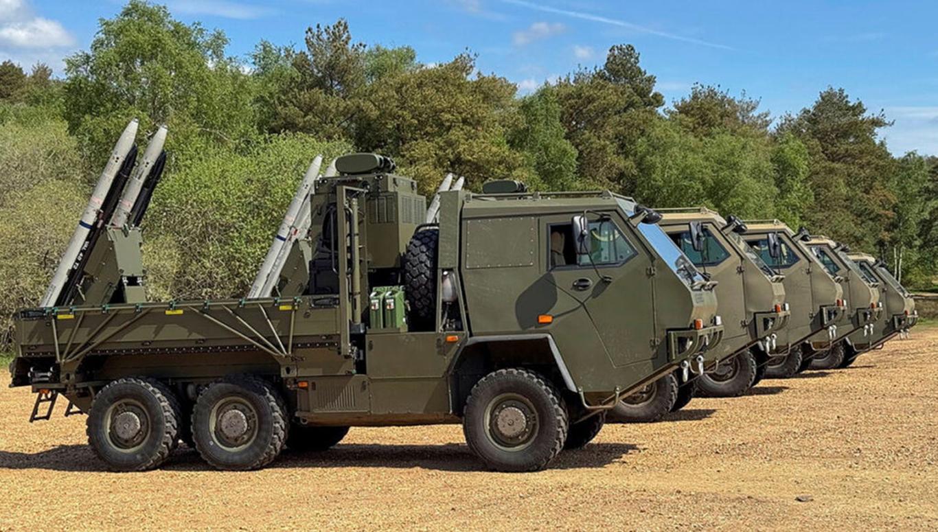 Велика Британія передала Україні 13 систем ППО Raven та дві Gravehawk