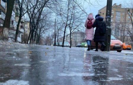 Хто має прибирати сніг у Києві: пояснює представник ГО «Пасажири Києва»