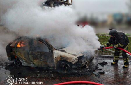 Російський дрон атакував автозаправну станцію у Херсоні (ФОТО)