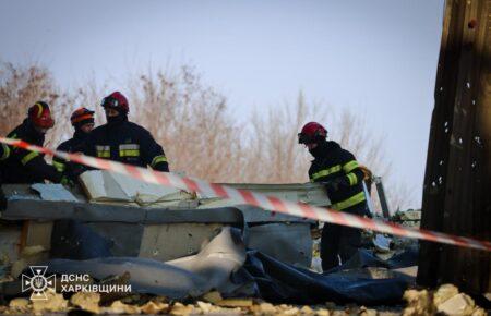Удар по поштовому терміналу на Харківщині: аварійно-рятувальні роботи на території завершили