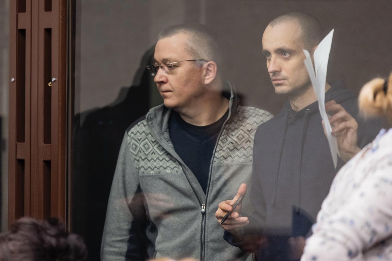 Російський суд засудив за «тероризм» дев’ятьох викрадених у Херсоні українців