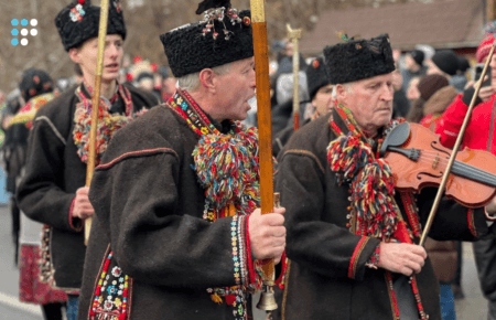 У Криворівні на Івано-Франківщині відбулася традиційна гуцульська коляда до свята Водохреща (ФОТОРЕПОРТАЖ)