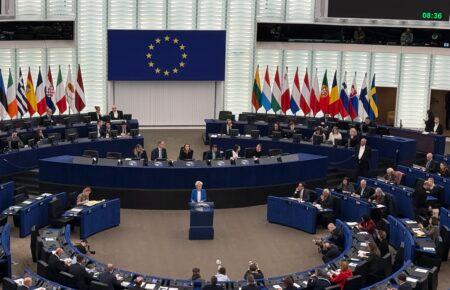 «Ми будемо з Україною до встановлення справедливого миру» — Урсула фон дер Ляєн