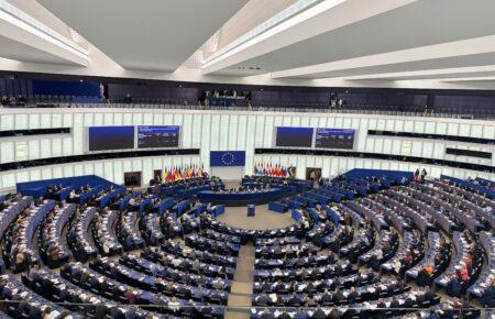 Європарламент дозволив надати Україні кредит у 90 млрд євро без згоди всіх країн ЄС