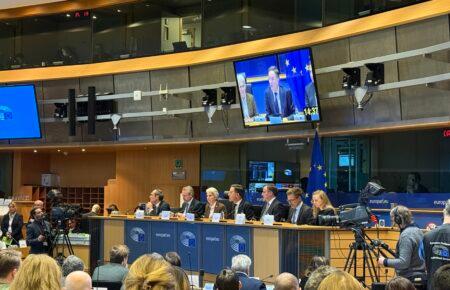 «Це найскладніша зима за останні 10 років» — Рютте закликав посилити підтримку України