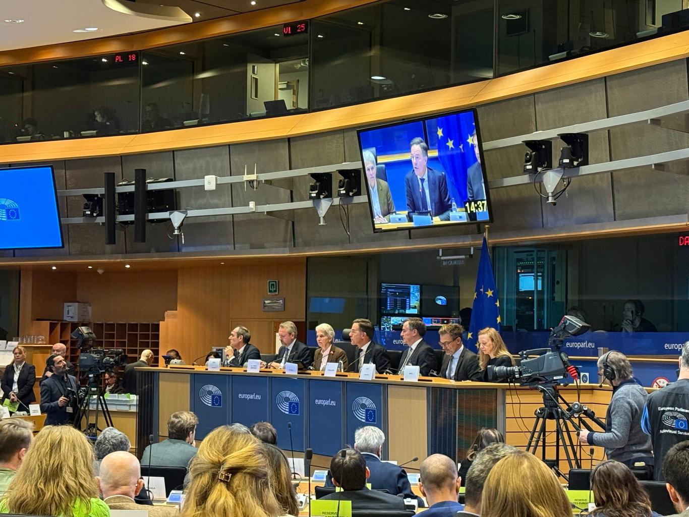 «Це найскладніша зима за останні 10 років» — Рютте закликав посилити підтримку України