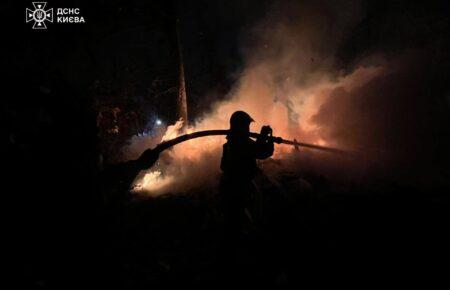 Половина багатоповерхівок Києва залишилася без опалення після російської атаки