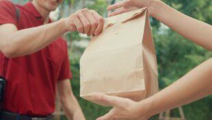 Чи завжди доставка продуктів зручна для незрячих