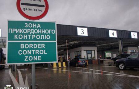 В Україну не пустили італійця, який в автобусі заявляв, що поважає Путіна
