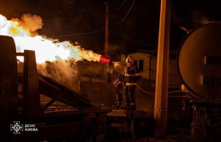 Понад 370 ударних дронів та 21 ракета: Росія масовано атакувала Україну