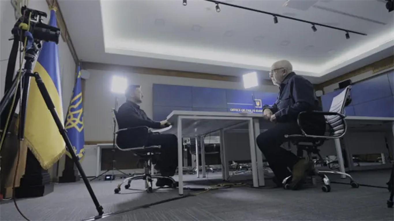 Україна хоче відмовитись від мобілізації на користь контрактної армії, але не має на це грошей, — Зеленський