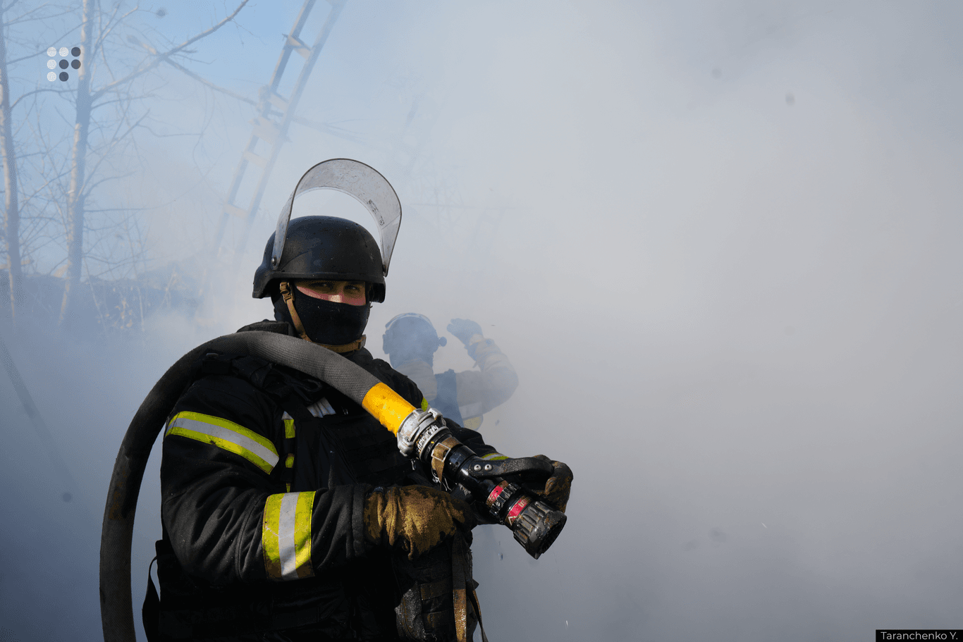 Дим було видно при виїзді з Краматорська: журналістка про наслідки бомбардування Слов’янська (ФОТОРЕПОРТАЖ)