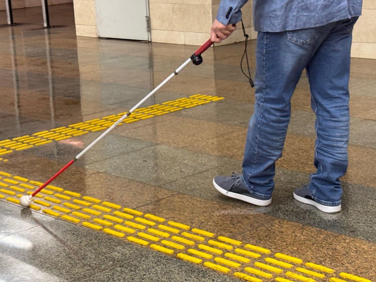 Що не так із просвітницькими кампаніями на зразок «не сліпий, а незрячий»