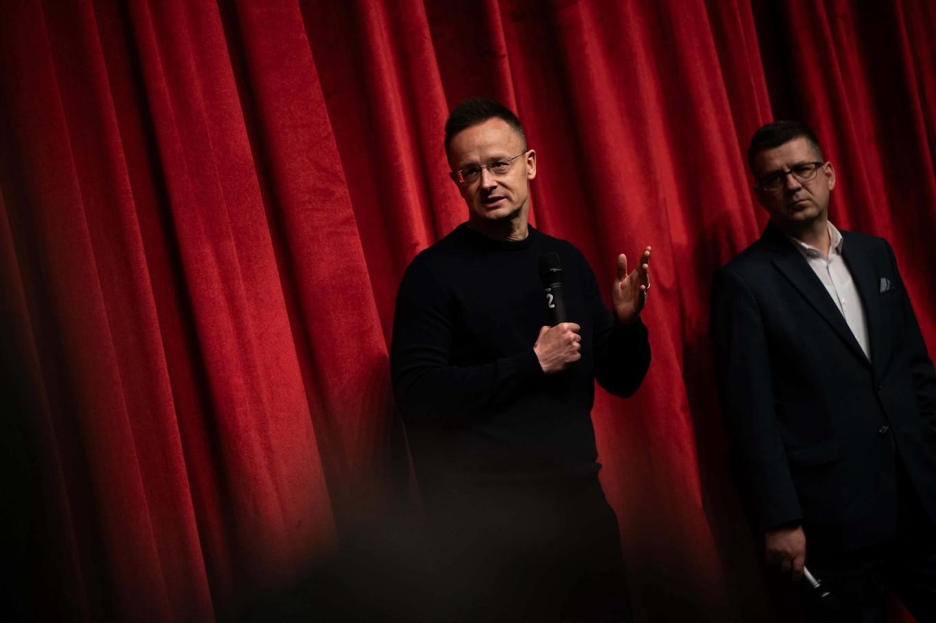 Сійярто заявив, що Угорщина заблокує ухвалення 20-го пакета санкцій ЄС проти РФ через нафтопровід «Дружба»