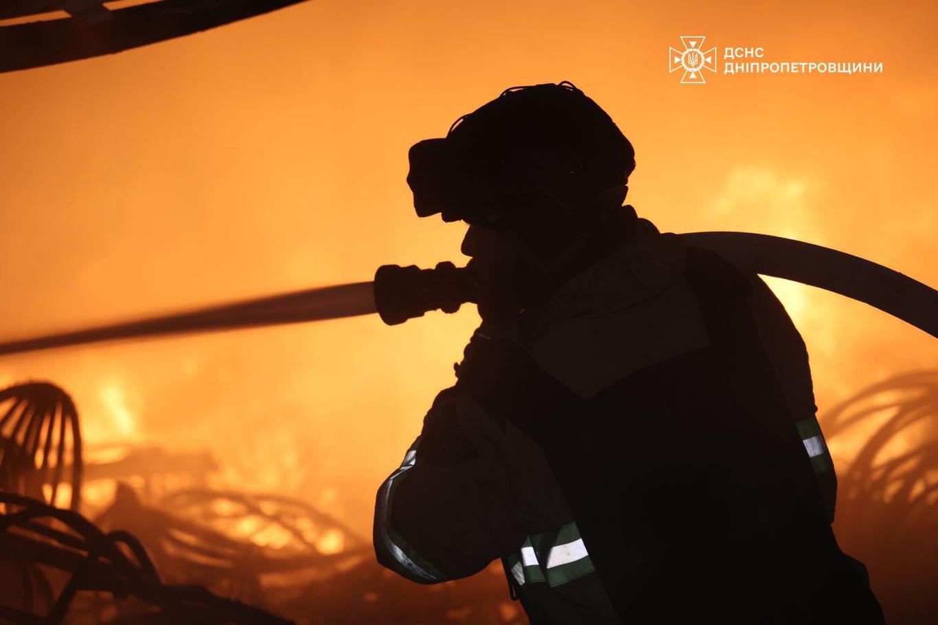 Комбінований удар, прорахований якомога більше пошкодити енергетику — Зеленський про обстріл