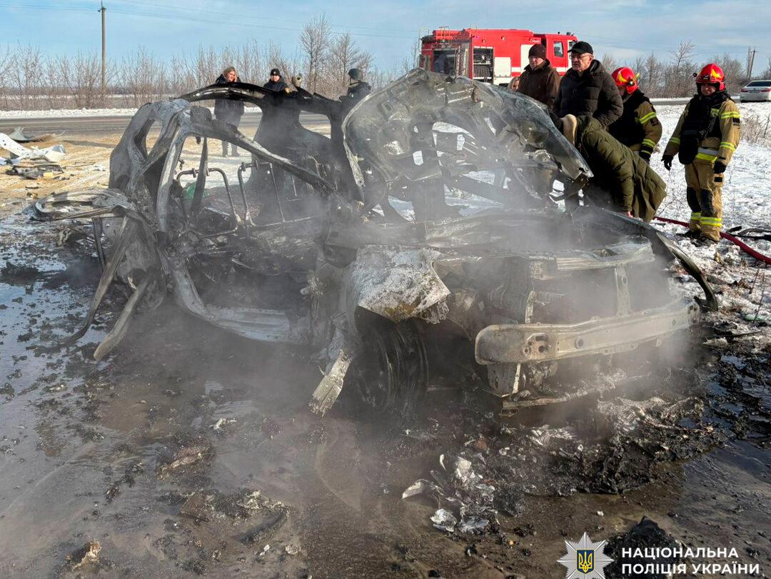 На Харківщині російський БпЛА атакував автомобіль первинної медичної допомоги: є загибла та поранені