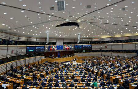 Європарламент ухвалив резолюцію до четвертої річниці повномасштабної війни Росії проти України