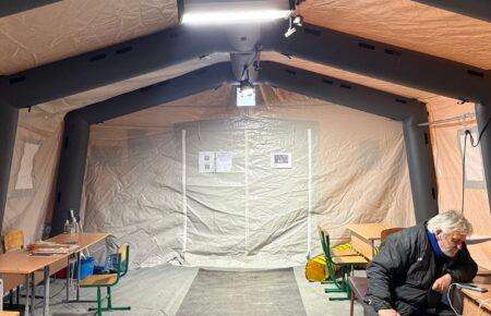 «Приходжу, щоб побути серед людей»: як пункти незламності підтримують киян під час морозів