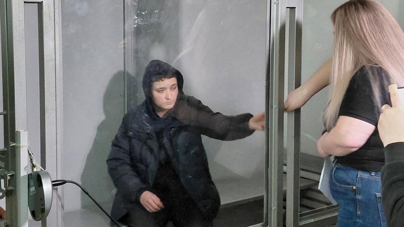 Мала борги й не знала, що в пакеті була вибухівка: суд арештував підозрювану в теракті у Львові