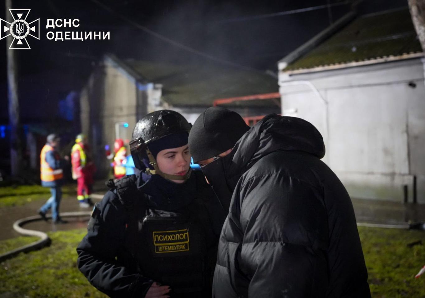 Росіяни обстріляли Одесу: загинула жінка, поруйнований житловий будинок